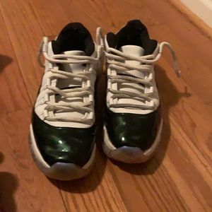 Jordan 11 low “emerald”